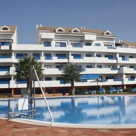 Duquesa Suite And Golf Penthouse Atico With Sea View